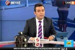 Atat&uuml;rk posterleri taşıyanlara sert a&ccedil;ıklama