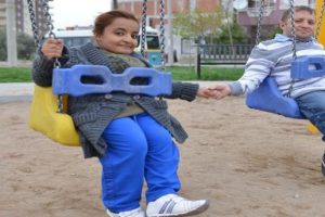 Boyları k&uuml;&ccedil;&uuml;k 'aşkları' b&uuml;y&uuml;k