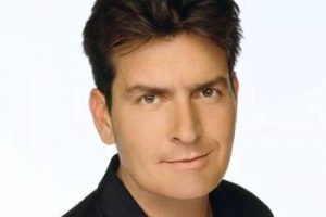 Charlie Sheen kızı i&ccedil;in tehdit etti
