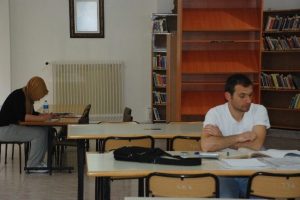 Kitap okuyan &ouml;ğrencilerin okul puanı y&uuml;kseltilecek