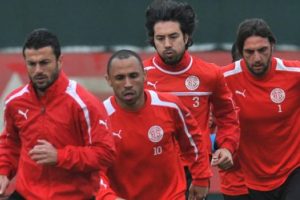 Antalyaspor eksik &ccedil;alışıyor!