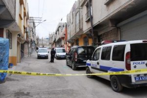 Bor&ccedil; alacak kavgası kanlı bitti