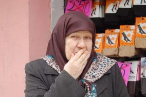 Emekli maaşı kapkaca kurban gitti