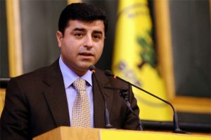 "Herkesin birbirine y&uuml;reğini a&ccedil;ma zamanıdır"