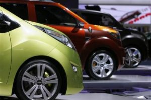 Otomotiv pazarı y&uuml;zde 17 b&uuml;y&uuml;d&uuml;