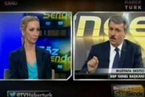 Destici Kadir İnanır'a sert &ccedil;ıktı!