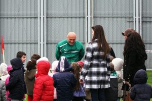 Bursaspor'a anaokulu &ouml;ğrencilerinden moral