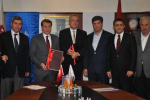 BTSO ile Halkbank mevduat kaynak kredisi protokol&uuml; imzaladı