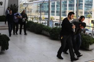 Jamer'lı hırsızlar g&uuml;venlik kamerasına takıldı