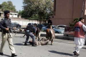 Pakistan'da intihar saldırısı