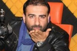 &Uuml;nl&uuml; radyo sunucusu hayatını kaybetti