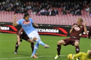 Napoli'den m&uuml;thiş geri d&ouml;n&uuml;ş: 3-5