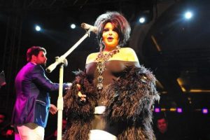 B&uuml;lent Ersoy'u kızdıran Demet Akalın sorusu
