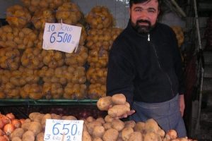 İhracat daraldı, patates fiyatı d&uuml;şt&uuml;