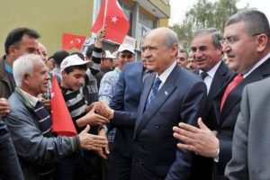 Bah&ccedil;eli: Başbakan, &Ouml;calan'ın k&ouml;lesi olmuş