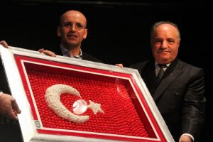 Maliye Bakanı'ndan Emlak Vergisi'ne tepki
