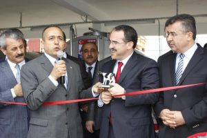 Bakan Ergin s&uuml;t toplama merkezini a&ccedil;tı