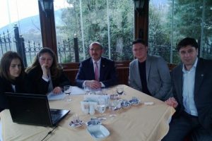 &Ouml;zt&uuml;rk'ten Bal-G&ouml;&ccedil;'e destek s&ouml;z&uuml;
