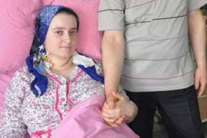 'Kurbanlık gibi boğazımı kesti'