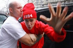 Bieber'in kariyeri 3 yıl i&ccedil;inde bitecek
