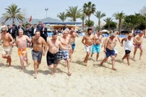 Deniz mevsimi a&ccedil;ıldı