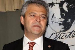 CHP'li Develi: Laiklik peşinde koştuk halkı unuttuk