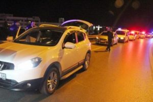Ehliyetsiz s&uuml;r&uuml;c&uuml; polisten ka&ccedil;amadı