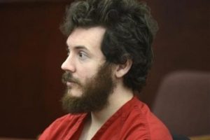James Holmes'ın idamı istendi