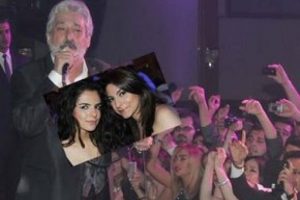 İranlı g&uuml;zellerin 'Ebi' coşkusu