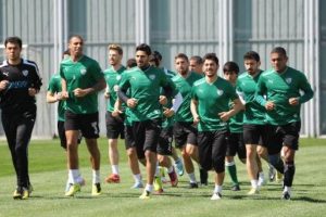 Timsah Beşiktaş mesaisine başladı