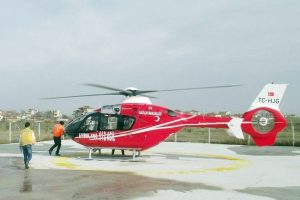 10 g&uuml;nl&uuml;k bebeğe hava ambulansı