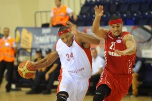 Hawkins'e 4 yıl ceza