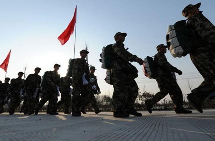 &Ccedil;in de sınıra asker g&ouml;nderiyor