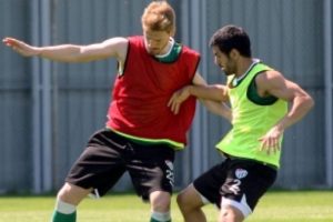 Bursa'da Beşiktaş'a gen&ccedil;ler bileniyor