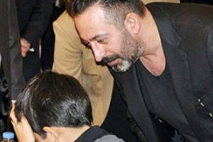 Cem Yılmaz'ın komşusundan şok s&ouml;zler!