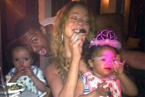 Mariah'dan &uuml;&ccedil; kutlama birden!