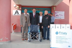 Mavi kapaklar umut olmayı s&uuml;rd&uuml;r&uuml;yor
