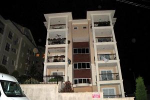 Bunalıma giren gen&ccedil; intihar etti