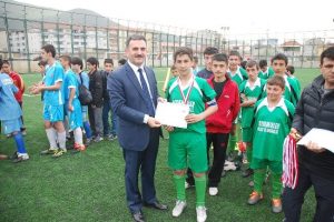 Futbol turnuvasına coşkulu final