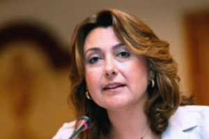 Arzuhan Doğan Yal&ccedil;ındağ Akil İnsanlar'da sekreter oldu