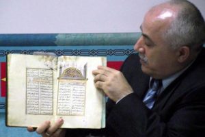 117 bilinmeyen şiiri ortaya &ccedil;ıktı
