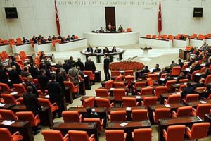 AK Parti'den komisyon teklifi