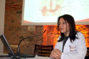 Kadın esnaflara kanser konferansı