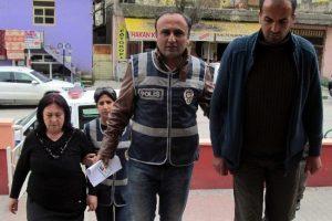 Evlilik vaadiyle yaşlı erkekleri dolandırdı