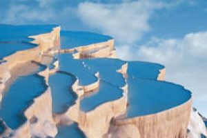 Pamukkale'ye turist yağdı