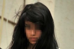 Sen misin &ouml;pmeye kalkışan?