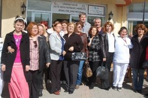 Yıllar sonra komşusuyla bakım evinde karşılaştı
