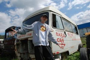 Hasta rapçi genç, pes etmedi klip çekti 