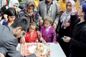 &Ouml;calan'a doğum g&uuml;n&uuml; pastası