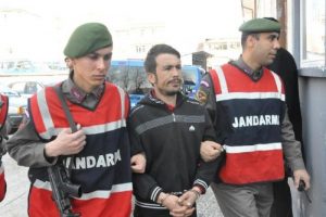 &Ouml;ld&uuml;r&uuml;len pazarcının eşi ve 2 kayınbiraderine m&uuml;ebbet
